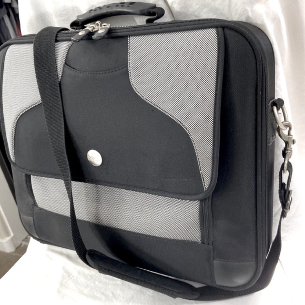Dell Structured Nylon Computer Briefcase - image 2